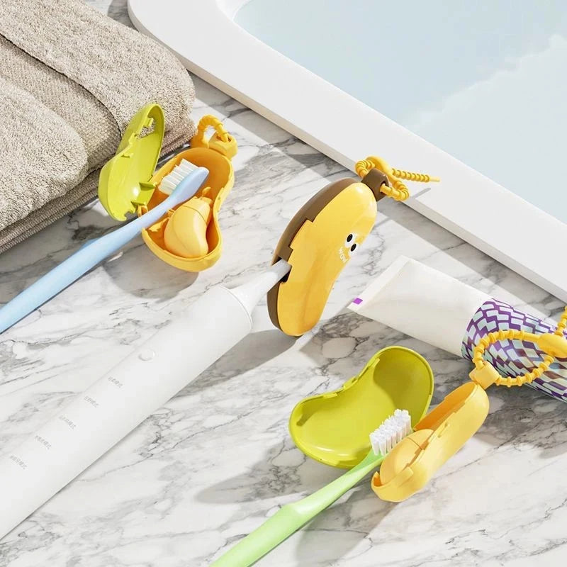BananaBrush Travel Case